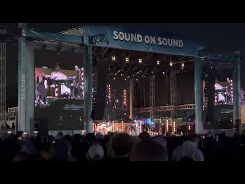 Stevie Nicks - Landslide (9/24/22) Sound on Sound Festival - Bridgeport, CT