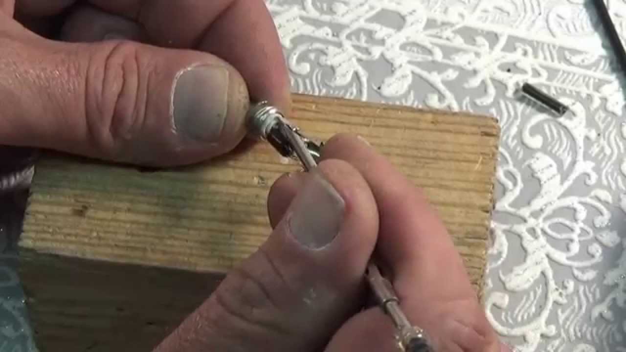 Как отремонтировать наушники - YouTube