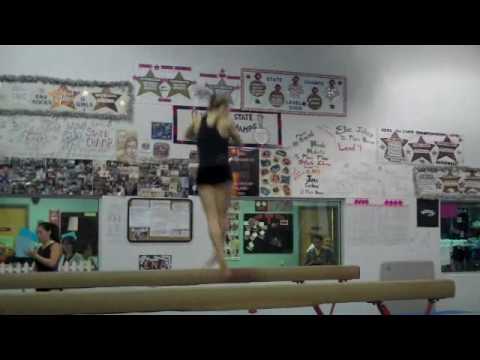 usagi x misaki Beam - Stephanie Split jump- wolf full twist