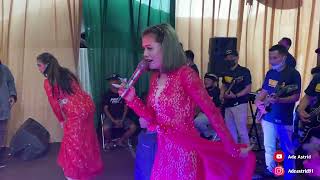 SONIA - ADE ASTRID W/@LDProOfficial123 (LIVE PARONGPONG)