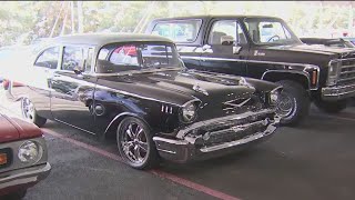 Mecum Car Auction at State Farm Stadium in Glendale | FOX 10 AZAM