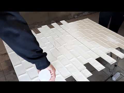 Video: ПВХ мозаикалык панели: ванна бөлмөсүндө декоративдүү пластикалык барактар, бермет жана көк мозаикалык дубал панели