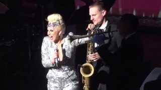 Tony Bennett & Lady Gaga - Bewitched, Bothered & Bewildered - Vancouver 25 May, 2015