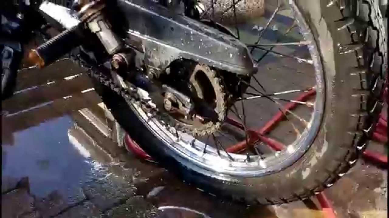 9 Grote Brommer Schoonmaak! Met handige tips! - YouTube