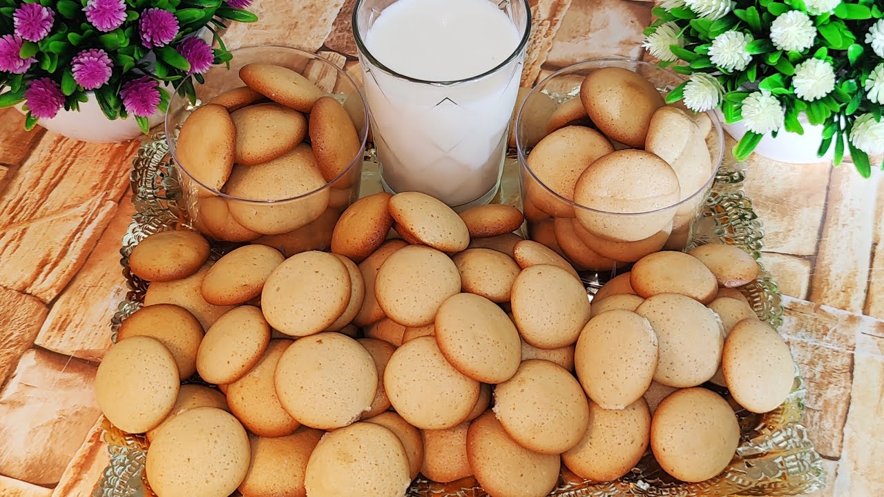 PEDOS DE MONJA SI TIENES 1 TAZA DE AZÚCAR, 3 HUEVOS  Y 2 TAZAS DE HARINA HAZ ESTA MERIENDA RÁPIDA