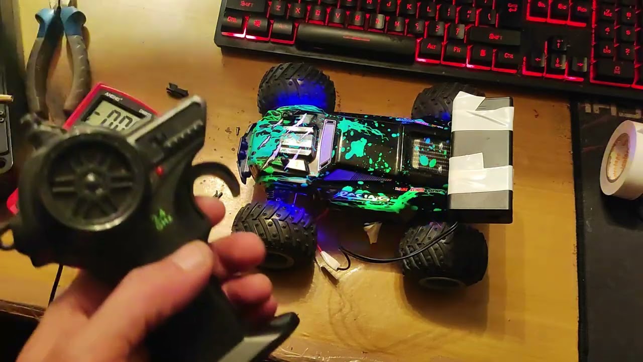 День 1. 2026 год. Радиоуправляемая модель работает. Кошка — нет.