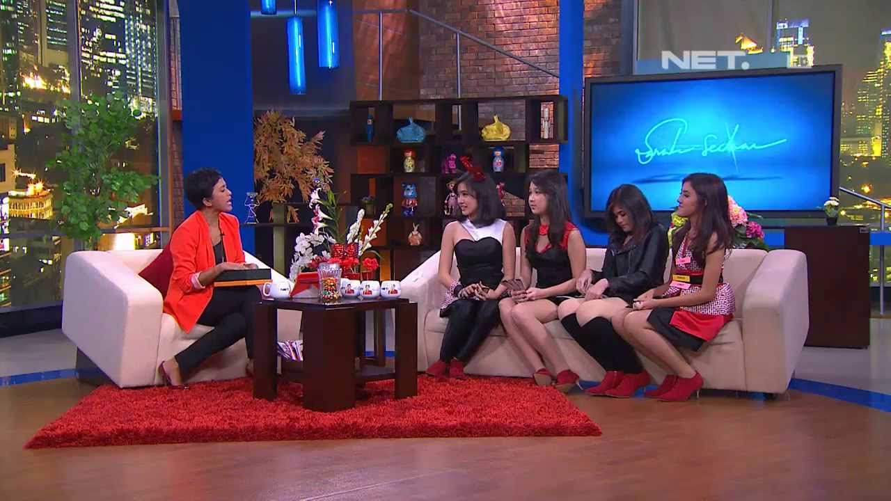 Sarah Sechan - Blink - Girlband