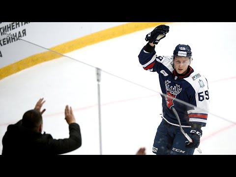 Первый гол Игоря Ларионов в КХЛ / Igor Larionov's first KHL goal