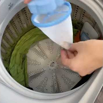 11 Ways to Get Rid of Lint when Washing Clothes - wikiHow