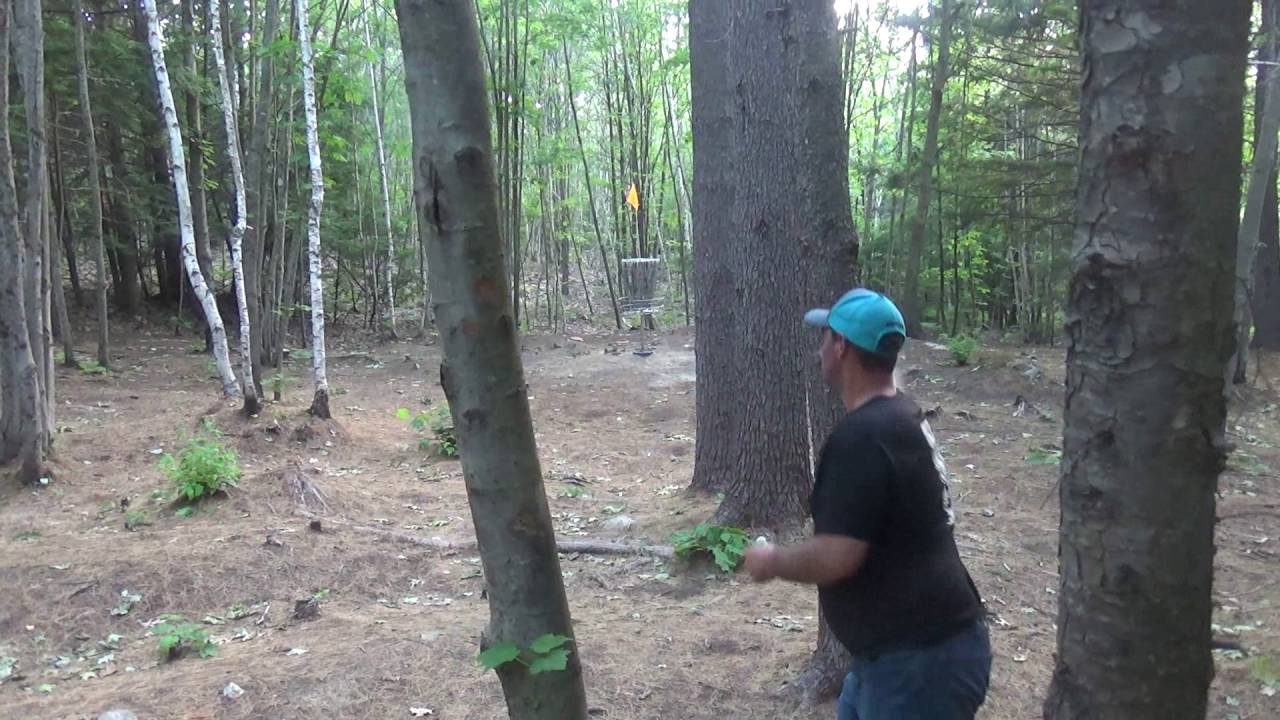 Anny Deuce Putt from 30sh feet - YouTube