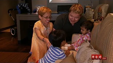 Little Will Meets His Sister Zoey | The Little Couple - DayDayNews