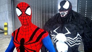 Spiderman vs Venom Sensational spider-man