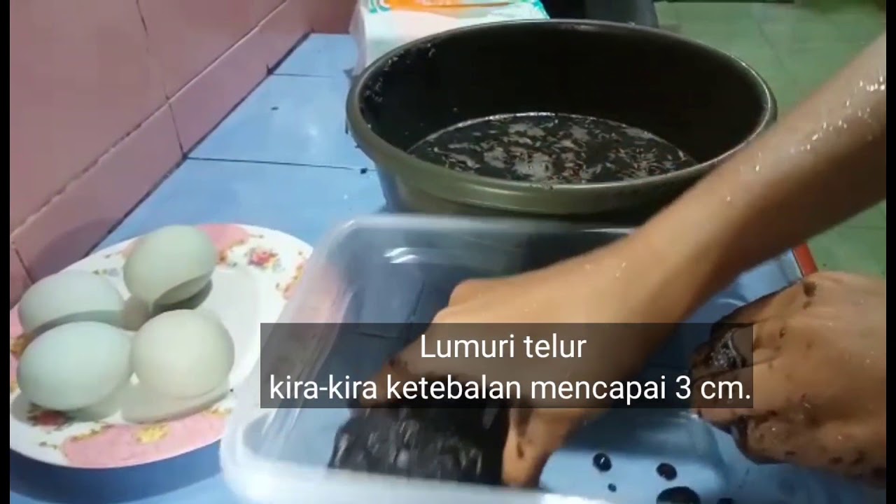 Cara Membuat Telor Asin Dengan Abu Gosok || Anti Gagal dan mudah - YouTube