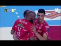 This Volleyball Player is 208cm Tall and Has 389cm Vertical Jump !!!