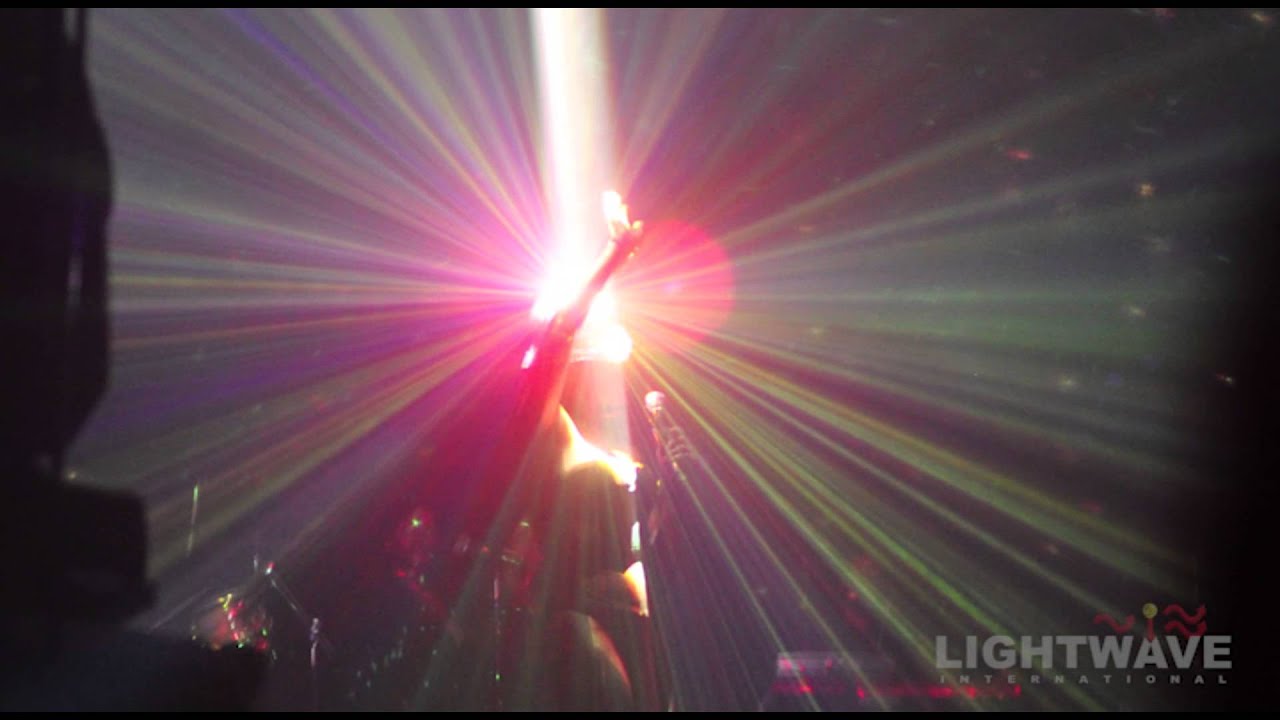 Grace Jones at the Roseland Ballroom in NYC - YouTube
