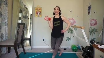 Barre Above: Curtsy Lunges with Bicep Curls