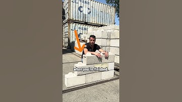 This is the smallest mould we offer at Betonblock: 40x20x20 cm. 🧱