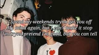 Lirik lagu know me too well Acoustic cover by (Nadine Abigail)