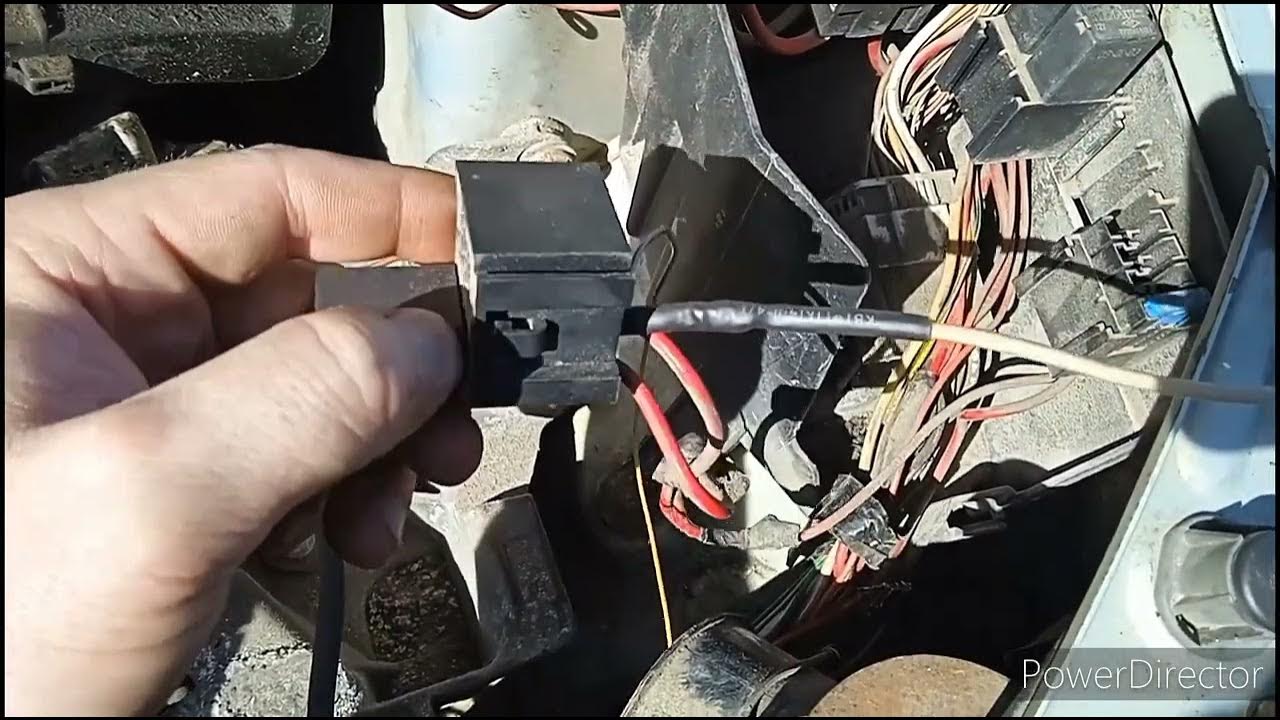 Ковыряю проводку включения вентилятора Рено Симбол - YouTube