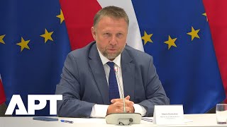 Download Lagu “The Tighter We Are, The More Migrants We Catch” – Poland Eyes More Border Checks With Germany | APT MP3 Download Lagu “The Tighter We Are, The More Migrants We Catch” – Poland Eyes More Border Checks With Germany | APT MP3
