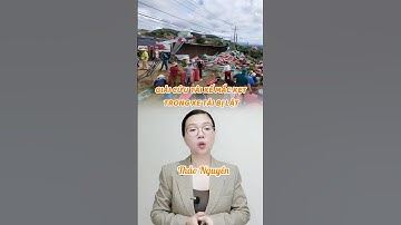 Giải cứu tài xế mắc kẹt trong xe tải bị lật