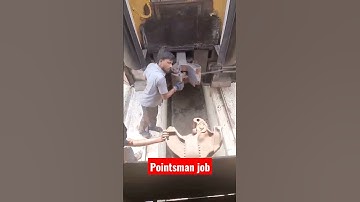 HOW POINTSMAN DO THEIR JOB AT SHUNTING TIME, #pointsman #INDIAN RAILWAY