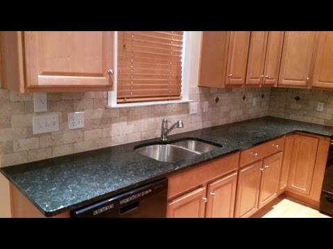 Verde Peacock Granite Backsplash Ideas