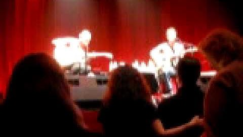 Matt Scannell and Richard Marx 