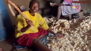 This is How we make Cassava Flour in My. African Village #lifestyle #villagelife #world