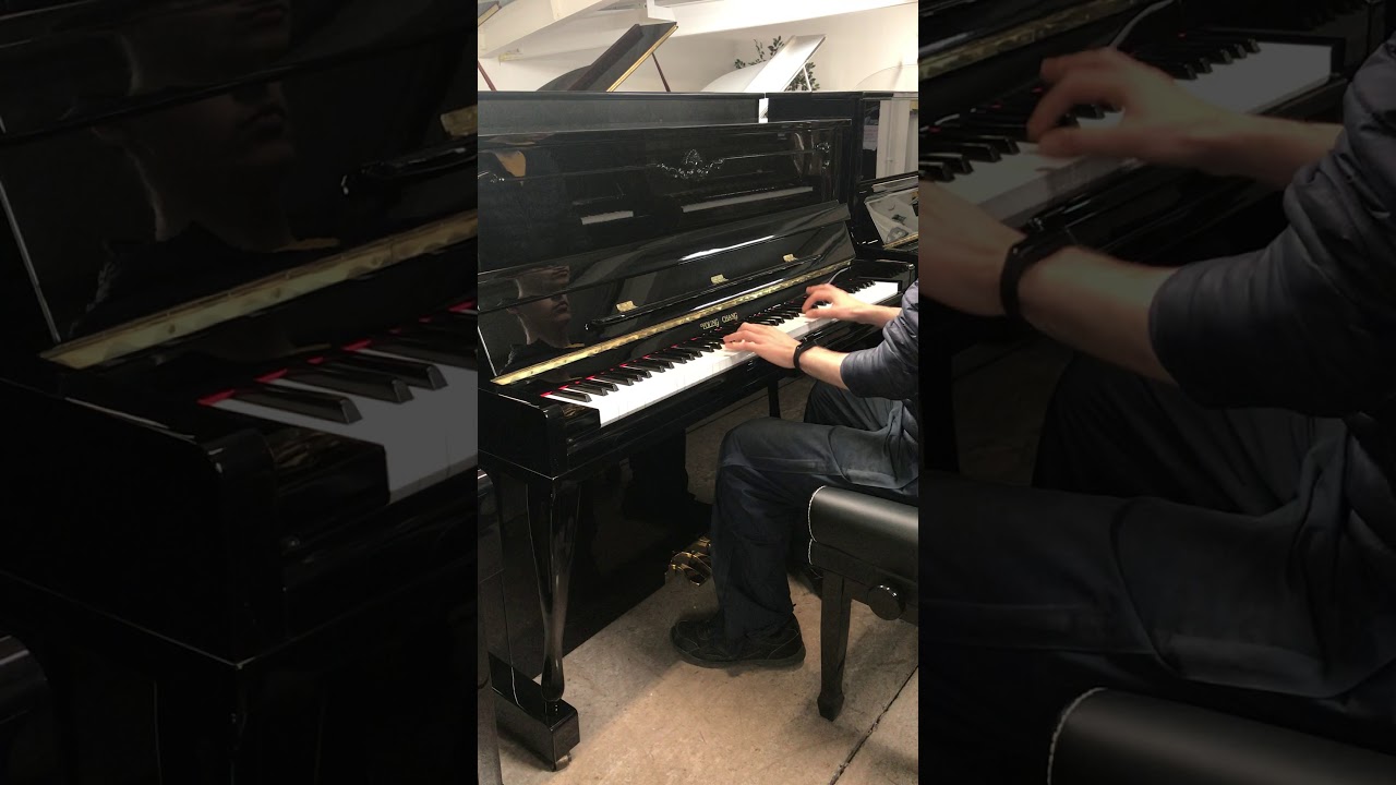 Young Chang E118 Upright Piano, Polished Black - FREE DELIVERY