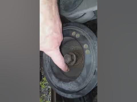 Help needed crankshaft pulley removal, 96 ford ranger - YouTube