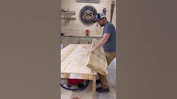 Straight edge on a not so straight slab of wood! #woodworker #carpentry #diy #woodworking #tools