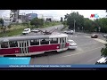 Появилось видео ДТП с участием трамвая и иномарки в центре Волгограда
