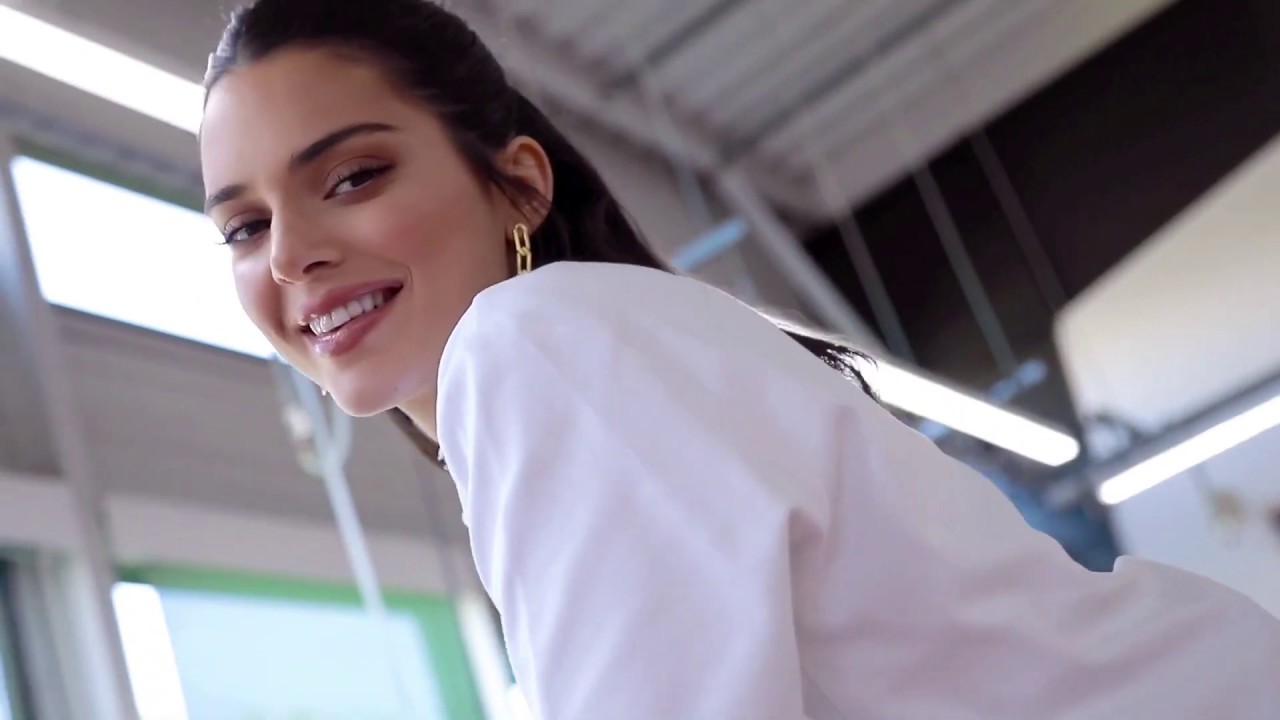 Longchamp's Fall/Winter 19 Campaign Starring Kendall Jenner