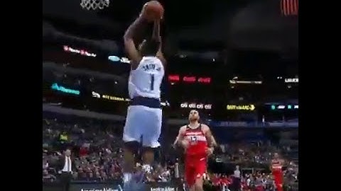 Dennis Smith jr DUNK 360 mavericks