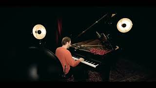 Muted Bach - David Helbock plays Goldberg Var. (J.S.Bach) on muted Piano