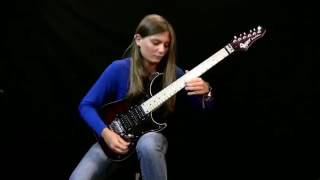 Download Lagu Una talentuosa 16enne esegue Beethoven in versione Metal, INCREDIBILE!!! MP3