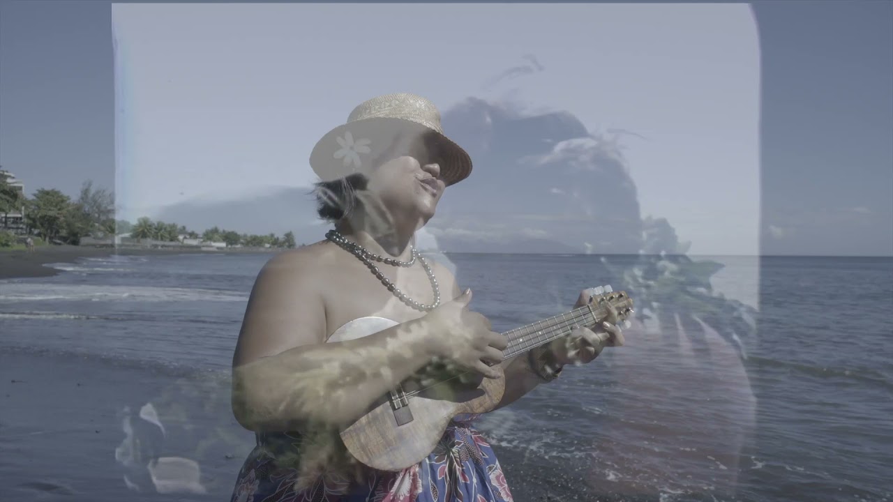 Tonton Paula Fuga - Hōkūleʻa Star Of Gladness di YouTube