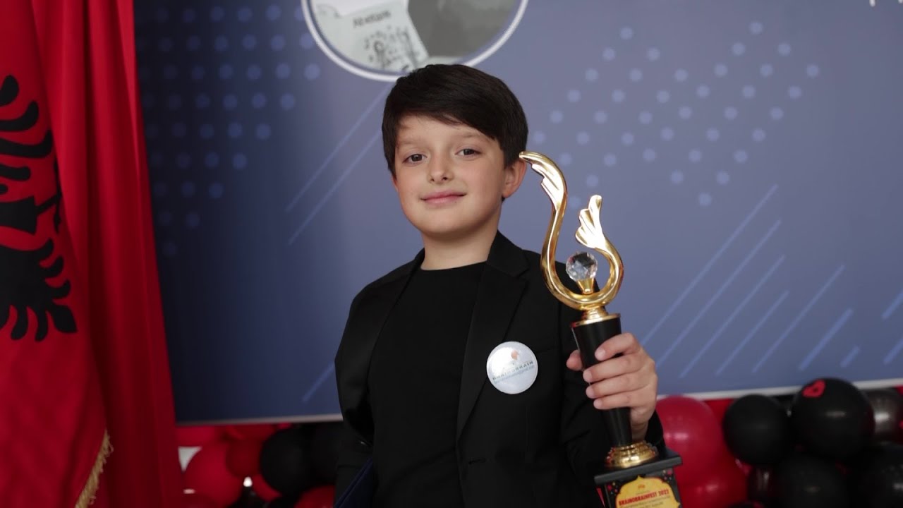 Rrëmbeu vendin e parë në gara të matematikës në Dubai, Molos Gashi