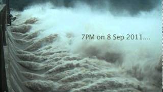 Conowingo Dam opens 43 flood gates.mov