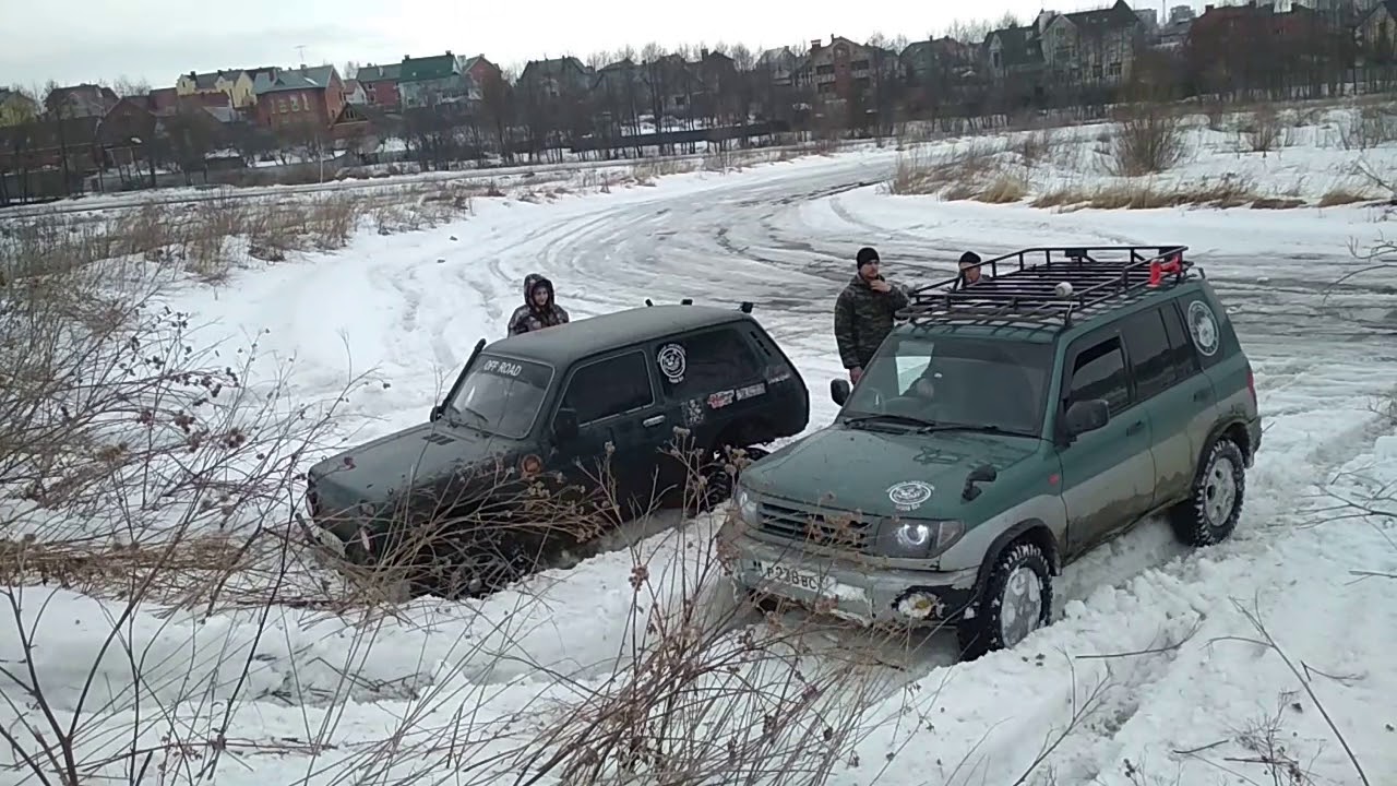 Что лучше нива или паджеро мини