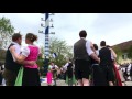 Berg tanzt um den Maibaum 2016