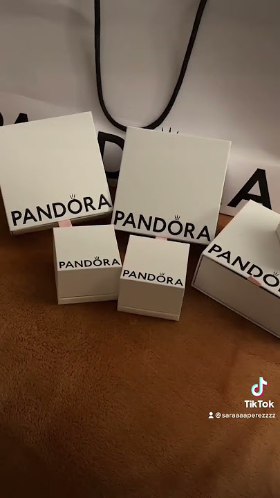 COMO ANILLO AL DEDO 💍 Descubre cuál es tu talla con nuestro Medidor de  Anillos Pandora y luce tus favoritos. Consíguelo solo en nuestra tienda  online.