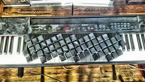 Isomorphic Keyboard Piano Overlay Demonstration