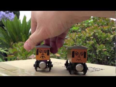 1992 Annie & Clarabel - A Thomas The Tank Engine And Friends Wooden Railway Toy Train Review