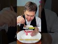 Mi papá se comió una montaña de fideos instantáneos! 🍜😱🌶️ #interesante #shorts