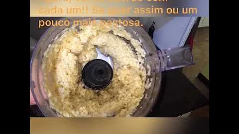 Como bater o alho no processador?