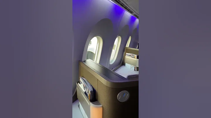 Brand new Lufthansa Business Class in the 787 🤑🥂💺 #business #lufthansa #aviation #787 #viral #top