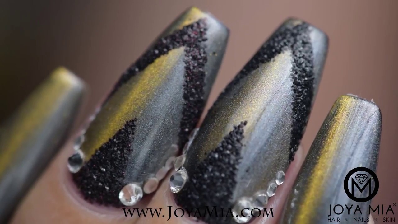 Joya Mia Cat Eye Gel polish special design with black Swarovski stones
