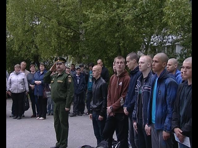 Самая массовая отправка весеннего призыва: в армию отправились служить 19 парней